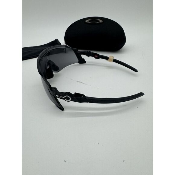 Oakley Kato Polished Black/Prizm Black Men's Sunglasses OO9455-0149 - Picture 3 of 11